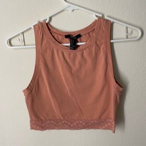 ROSE LACE CROP TOP